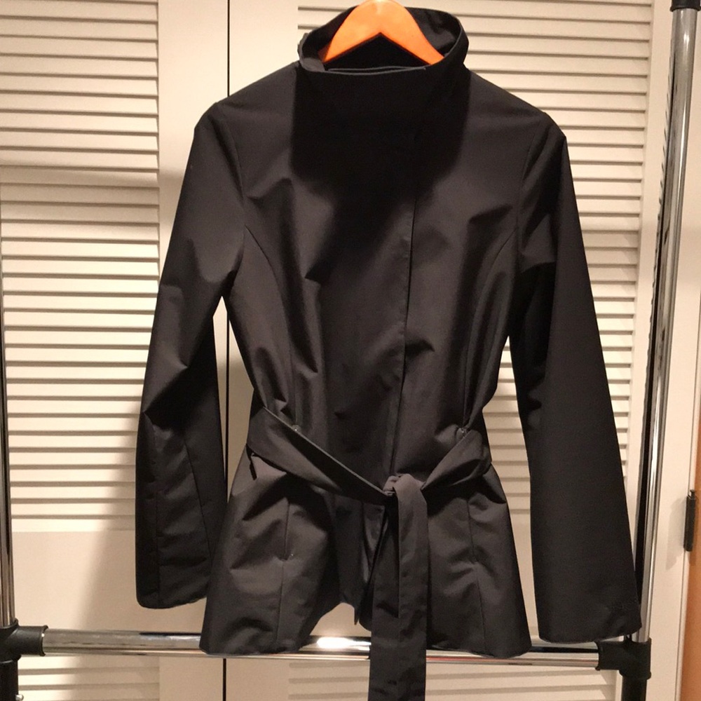 Patagonia trench rain jacket